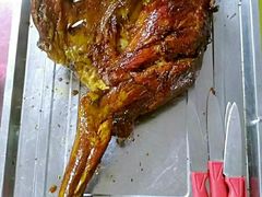 独家秘制烤羊腿-天缘农家乐蒙餐美食餐厅