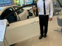 -上海和裕一汽丰田特约店-停车场