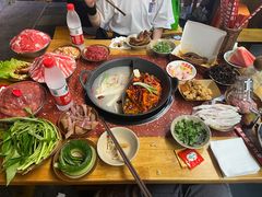 -赵美丽·重庆社区火锅·直营店(火车东站·中豪国际店)