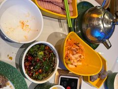 -润园四季椰子鸡火锅(卓越INTOWN店)