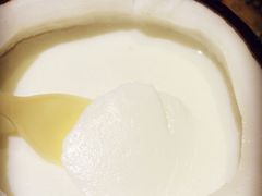 -志龙皇冠吃货椰子铺