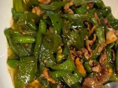 小炒黑猪肉-湘满甲·黄焖甲鱼创始者·湘菜·鲁菜(潘家园店)