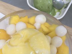 -满记甜品(巴黎春天宝山店)