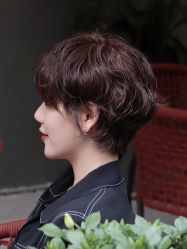 -十六番发型师事务所
