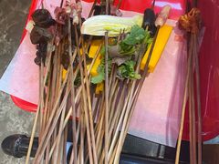 -钢管厂五区小郡肝串串香火锅(梅川路店)