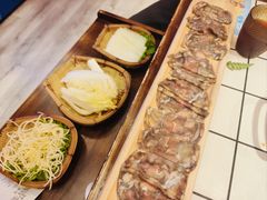 -热火朝天鲜切牛肉火锅(南强街巷店)