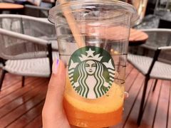 -星巴克(广州百信广场东区店)