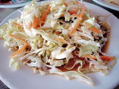 凉拌圆白菜-北京龙庆四季香农家饭庄·灶台鱼·碳烤虹鳟鱼(龙庆峡店)