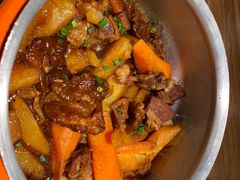 锅锅牛腩-晋家门(弘阳广场店)