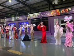-西蒙人妖秀