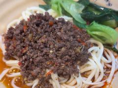 -方铲铲·成都板凳面(滨江银泰店)