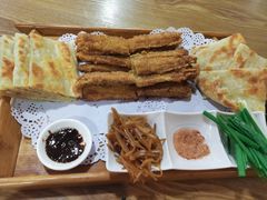 -闻道食府烙饼卷带鱼(原车耳营店原大觉寺店)