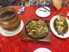 -先鲜鲫鱼粥