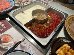 -尚尚仙·酸汤猪手·猪肚鸡火锅(华联万柳购物中心店)