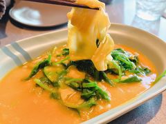 豌豆黄浸豌豆尖-半山腰·云南菜(侨福芳草地店)