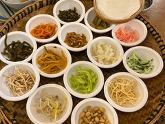 -包整·丝娃娃(一览甲秀楼风景店)