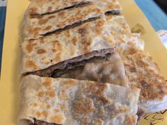 -溢心园香河肉饼总店