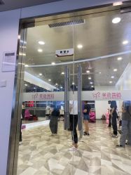 -单色舞蹈
