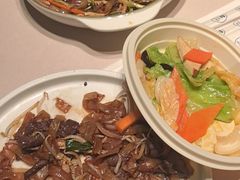 -八府香鸭·啫啫煲(华山路店)