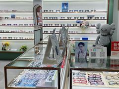 -GOOMI久米眼镜·蔡司·依视路·明月官方授权店(龙德紫金店)