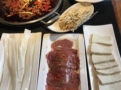 -好汉锅园林秘制老火锅 柴火霸王鸡(金沙店)