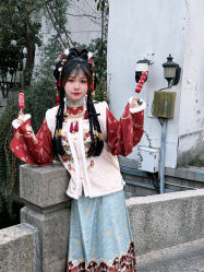 -一揽芳华汉服旗袍体验馆(拙政园店)