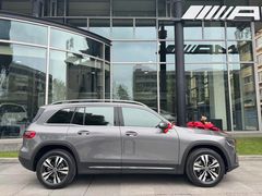 -上海星瀚奔驰4S店(红柳路店)