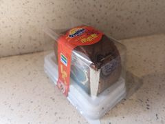 -全家便利店(襄阳南路店)