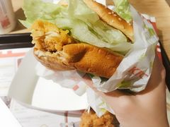 -肯德基(湾畔店)