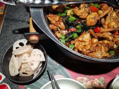 -蛙小侠·沸腾砂锅牛蛙(增城东汇城店)
