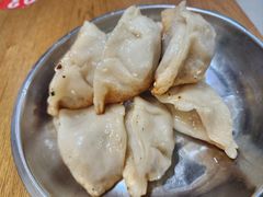 -黄阿姨锅贴大王(万航渡路店)