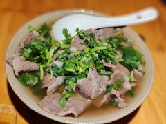 -大众跷脚牛肉馆·非遗传承单位(峨眉山店)