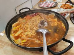 -牛信亭韩国料理·炭火烤肉(紫藤路店)