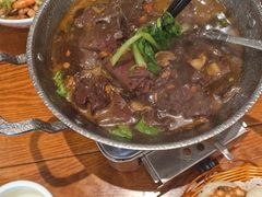 -黄泥岗·地道湖北菜(奥特莱斯店)