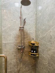 -苑苑vbeauty科技美容SPA