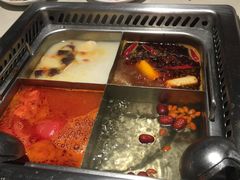 四格鸳鸯锅-海底捞火锅(枫蓝国际购物中心店)