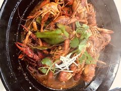 -虾弄弄海派小龙虾·牛羊蝎子火锅