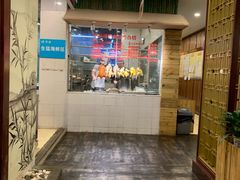 -陆川港酒楼(亭洪店)