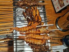 -喝丢一只鞋海鲜烧烤·海肠捞饭(文体街店)