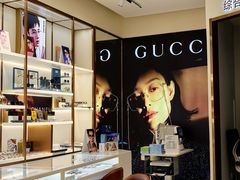 -J-Optical佳视明眼镜·蔡司视觉(青岛金茂览秀城店)