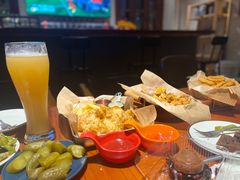 -麦落精酿啤酒餐吧(先农大院店)