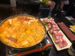 -炙韩料理·部队锅专门店