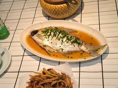 -在莲野·湖北民间菜·头牌松滋鸡(光谷步行街店)