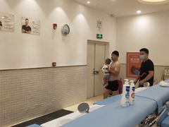 -蓝旗亲子游泳(范湖万达广场店)