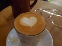 拿铁-VOYAGE COFFEE(北锣鼓巷店)