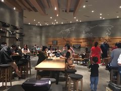 大堂-星巴克臻选(杭州万象城店)