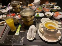 -半岛翡丽海鲜自助餐厅(观风亭店)