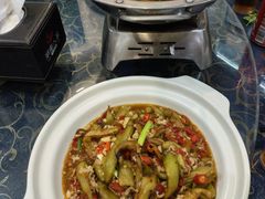 -湖南人家湘菜馆(镇江路店)