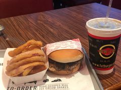 蘑菇牛肉汉堡-FATBURGER 特富客汉堡(外交公寓店)