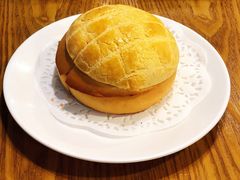 港式酥皮菠萝包-喜粤糖朝餐厅(三八广场店)